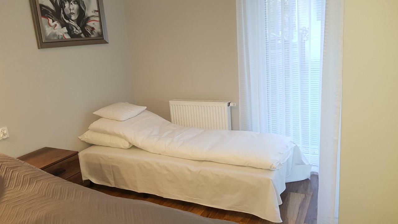 Apartmán New 100m From Old Town And Marina *